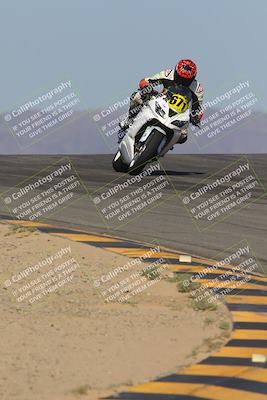 media/Oct-08-2023-CVMA (Sun) [[dbfe88ae3c]]/Race 3 Amateur Supersport Middleweight/